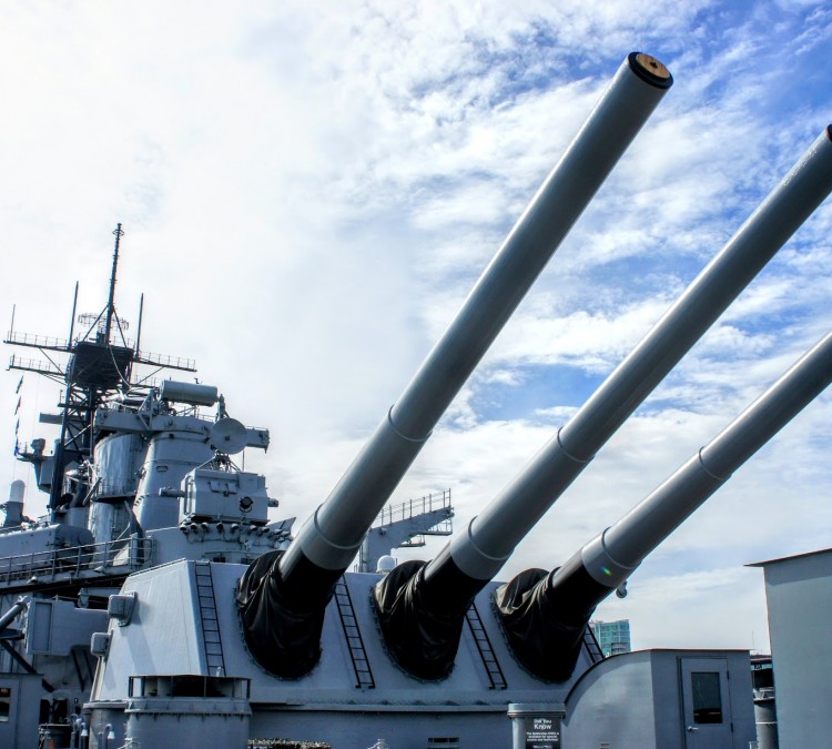 battleship-uss-iowa-museum-photo